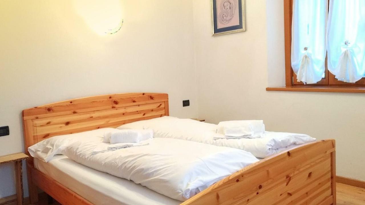 Casa Rossi Apartment Le Grazie  Екстериор снимка