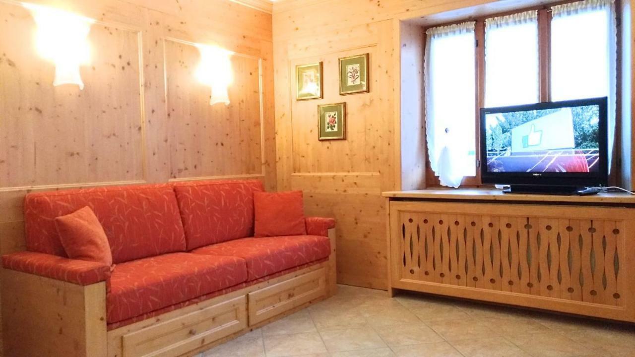 Casa Rossi Apartment Le Grazie  Екстериор снимка